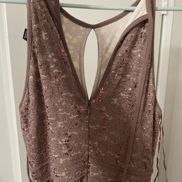 Mauve sleeveless floor-length formal dress (prom or bridesmaids dress) - Picture 3 of 3